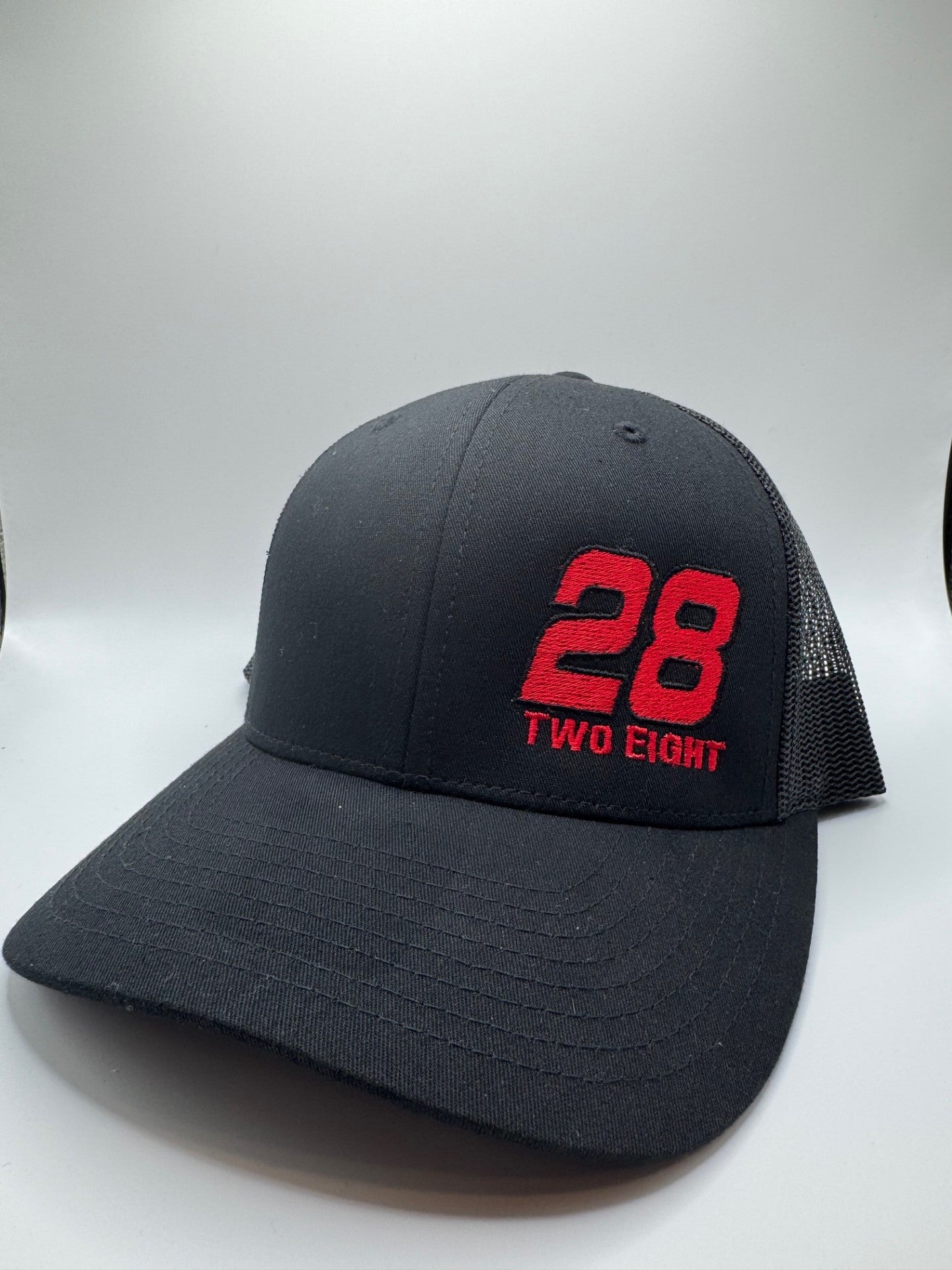 28 Logo Richardson 112 Trucker Hat